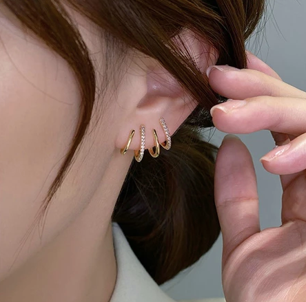 LANÇAMENTO | Brincos Quatro Pontas - Folheado a Ouro 18k + FRETE GRÁTIS